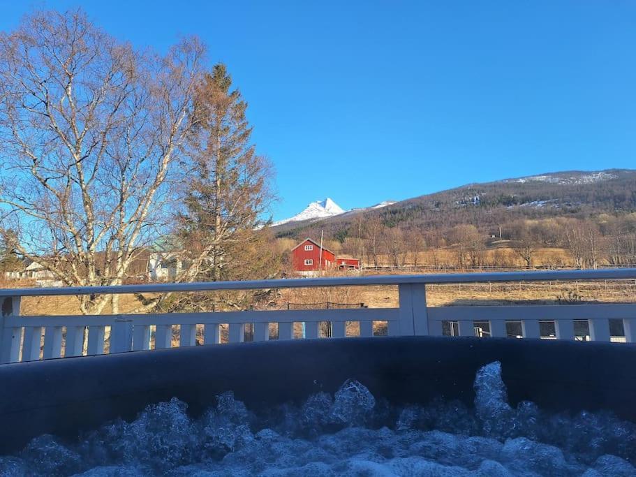 Farmroom With Sauna And Aurora Narvik Eksteriør bilde